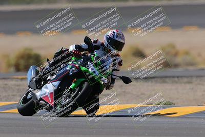 media/Oct-08-2022-SoCal Trackdays (Sat) [[1fc3beec89]]/Turn 14 (1050am)/